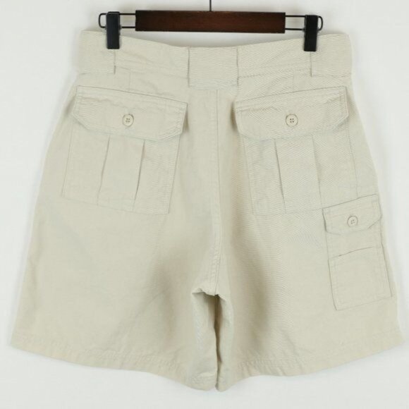 Cabela's Women's Size 8 Cream Cotton 8-Pocket Pleated High Waist Cargo Shorts - Picture 3 of 10